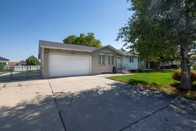 6452 W 3270 S, West Valley, UT 84128 - Photo 3