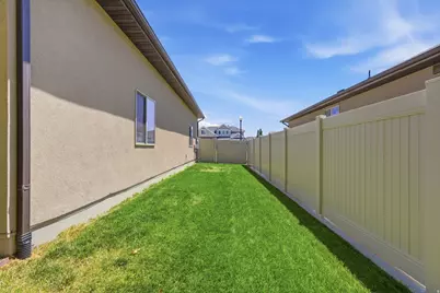 1302 W 2535 N, Clinton, UT 84015 - Photo 47