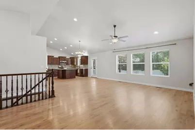 1302 W 2535 N, Clinton, UT 84015 - Photo 5