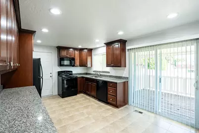 1414 E 275 N, Layton, UT 84040 - Photo 5