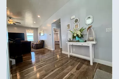 2606 W Mortensen Ln, Roosevelt, UT 84066 - Photo 5