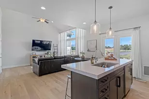 2773 W Lacewood Dr S, Salt Lake City, UT 84129 - Photo 3