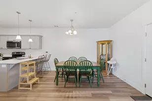 752 N Favreau Ln, Saratoga Springs, UT 84045 - Photo 11