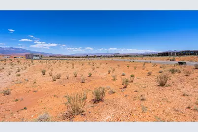 3306 S Endless Trail #33, Hurricane, UT 84737 - Photo 9