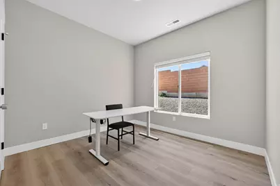 127 W 2725 N, Cedar City, UT 84721 - Photo 13