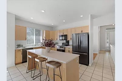 2017 E Aspen Grove Ct, Draper, UT 84020 - Photo 11