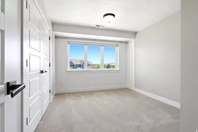 822 W Star Spangled Dr, Bluffdale, UT 84065 - Photo 23