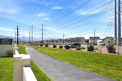 822 W Star Spangled Dr, Bluffdale, UT 84065 - Photo 39