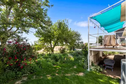 9776 S Grainte Dr, Sandy, UT 84092 - Photo 7