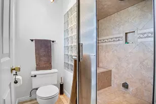 9776 S Granite Hills Dr, Sandy, UT 84092 - Photo 29