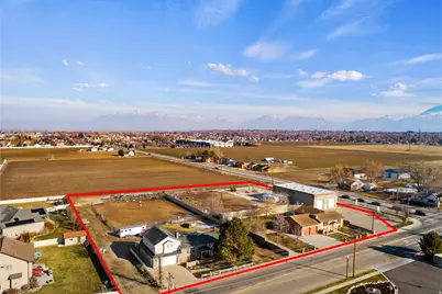 2016 W 2300 N, Clinton, UT 84015 - Photo 7