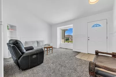 1368 W 2920 S, Syracuse, UT 84075 - Photo 5
