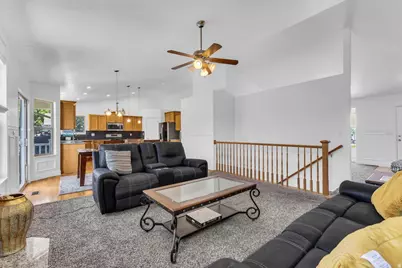 1368 W 2920 S, Syracuse, UT 84075 - Photo 9