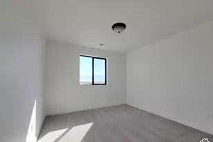 6692 S Shadow Peak Rd, West Jordan, UT 84081 - Photo 21