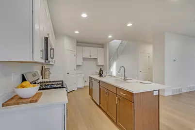6692 S Shadow Peak Rd #20, West Jordan, UT 84081 - Photo 5