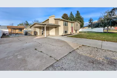 2932 W 6050 S, Roy, UT 84067 - Photo 3
