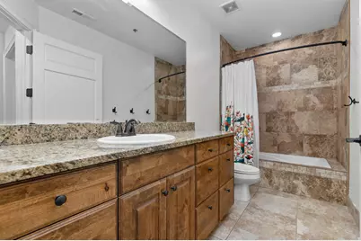 5198 N University Ave #401, Provo, UT 84604 - Photo 17