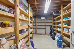 386 S 600 W, Tremonton, UT 84337 - Photo 25