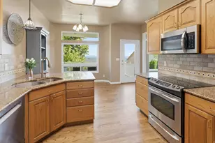 869 E 3350 N, North Ogden, UT 84414 - Photo 17