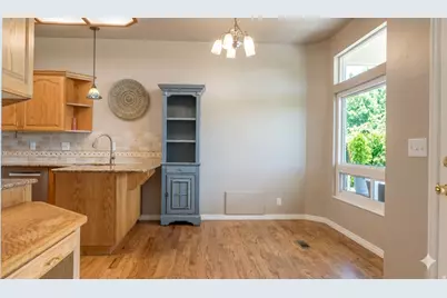 869 E 3350 N, North Ogden, UT 84414 - Photo 7
