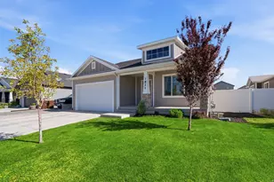 1821 E Magnolia Cir, Eagle Mountain, UT 84005 - Photo 3