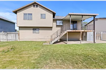 5643 S 2950 W, Roy, UT 84067 - Photo 11