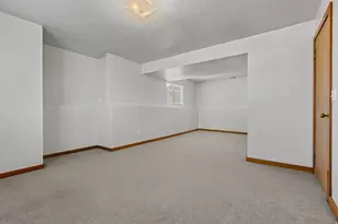 5643 S 2950 W, Roy, UT 84067 - Photo 7