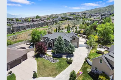 5337 W Hidden Rose Cir, Herriman, UT 84096 - Photo 3