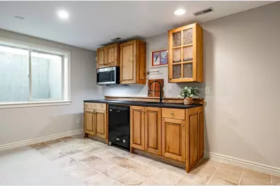 702 S Woodbriar Way E, North Salt Lake, UT 84054 - Photo 21