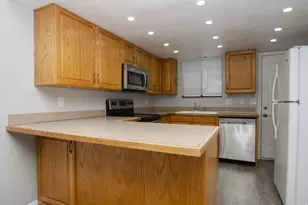 1113 Country Hill Dr, Ogden, UT 84403 - Photo 5