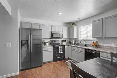 422 E 2050 N #2C, Ogden, UT 84414 - Photo 9