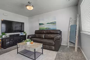422 E 2050 N, Ogden, UT 84414 - Photo 5