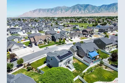 687 W Houston St, Stansbury Park, UT 84074 - Photo 41