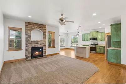 3879 London Ln, Santa Clara, UT 84765 - Photo 5