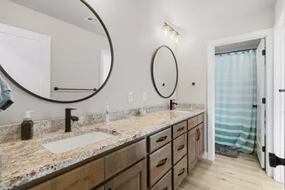 1033 N 2050 Cir E, Saint George, UT 84770 - Photo 31