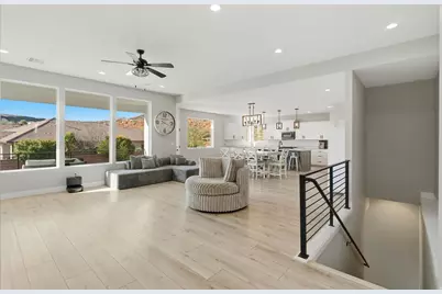 1033 N 2050 Cir E, Saint George, UT 84770 - Photo 5