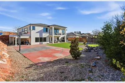 1033 N 2050 Cir E, Saint George, UT 84770 - Photo 41