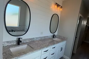 1033 N 2050 Cir E, Saint George, UT 84770 - Photo 17
