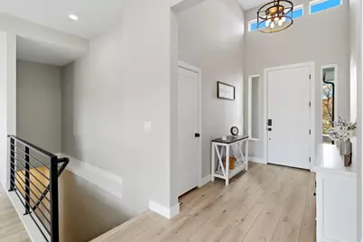 1033 N 2050 Cir E, Saint George, UT 84770 - Photo 7