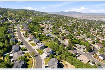 3463 S 400 E, Bountiful, UT 84010 - Photo 55