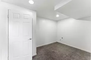 3463 S 400 E, Bountiful, UT 84010 - Photo 33