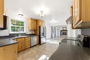 3463 S 400 E, Bountiful, UT 84010 - Photo 3