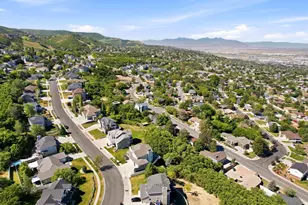3463 S 400 E, Bountiful, UT 84010 - Photo 57