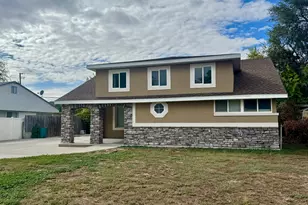 781 Sherwood Dr, Layton, UT 84041 - Photo 1