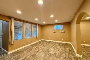 781 Sherwood Dr, Layton, UT 84041 - Photo 5