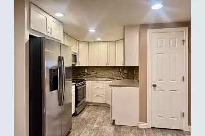 781 Sherwood Dr, Layton, UT 84041 - Photo 13