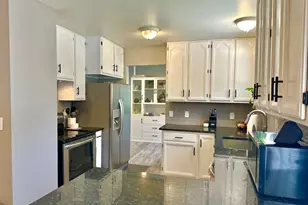 9573 S Buttonwood Dr, Sandy, UT 84092 - Photo 5