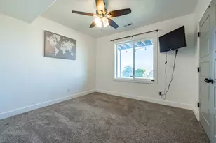 1498 S Rocky Ln, Saratoga Springs, UT 84045 - Photo 23