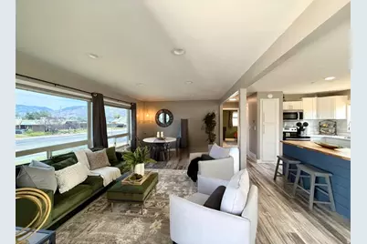 135 E 4700 S, Washington Terrace, UT 84405 - Photo 5