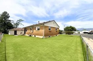 135 E 4700 S, Washington Terrace, UT 84405 - Photo 17